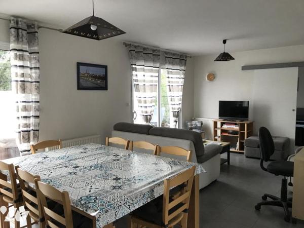 NOIRMOUTIER, CENTRE VILLE, EN IMPASSE, TROIS CHAMBRES