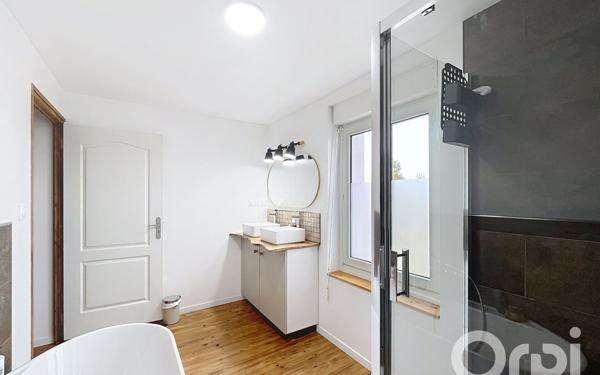 Maison à vendre    5 pièces •  Bellerive-sur-Allier