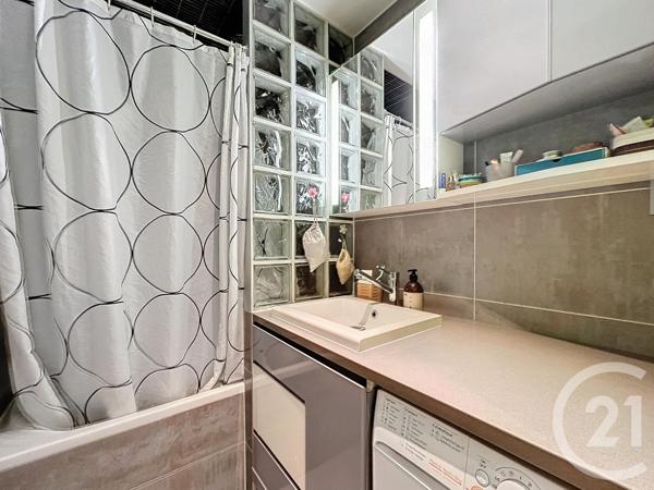 Appartement F3 à vendre  3 pièces - 46,49 m2 IVRY SUR SEINE - 94