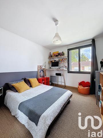 Maison à vendre 8 pièces 175 m² Saint-Étienne-de-Montluc