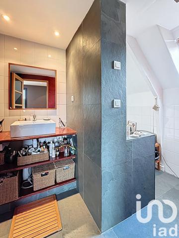 Maison à vendre 8 pièces 175 m² Saint-Étienne-de-Montluc