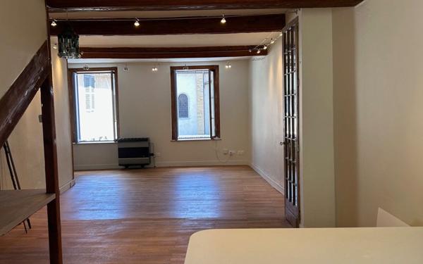 Maison à vendre    6 pièces • 109,94 m2 Sainte-Foy-lès-Lyon