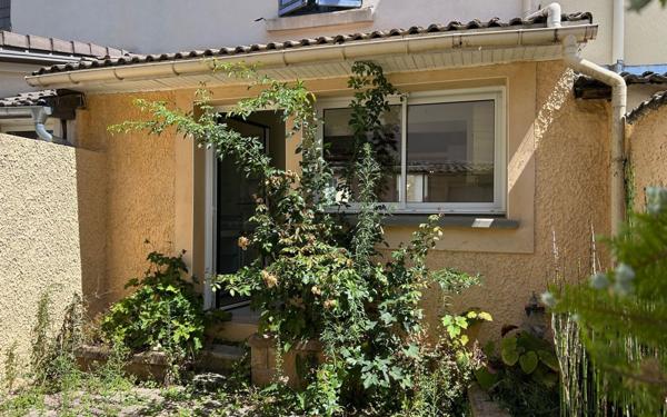 Maison à vendre    6 pièces • 109,94 m2 Sainte-Foy-lès-Lyon