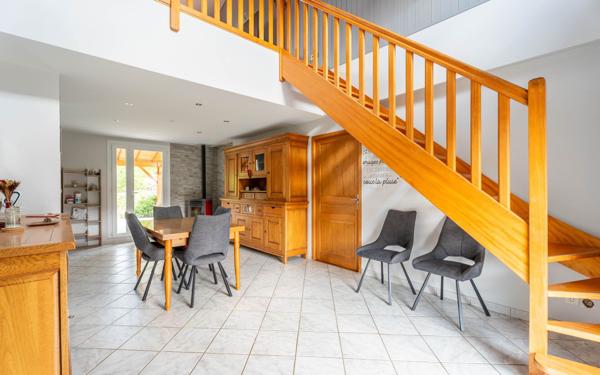 Maison à vendre    5 pièces •  Dareizé