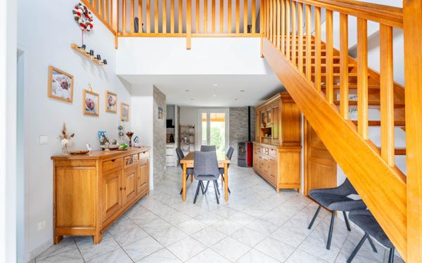 Maison à vendre    5 pièces •  Dareizé