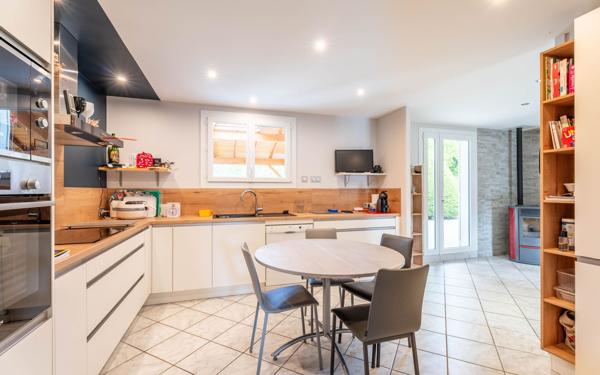 Maison à vendre    5 pièces •  Dareizé