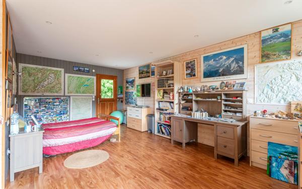 Maison à vendre    5 pièces •  Dareizé