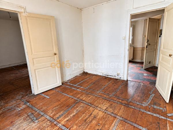 Vente
                Appartement51,65 m² - 3 Pièces -
                    CLERMONT FERRAND (63000)