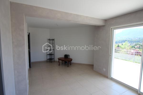 Maison traditionnelle de 171 m²