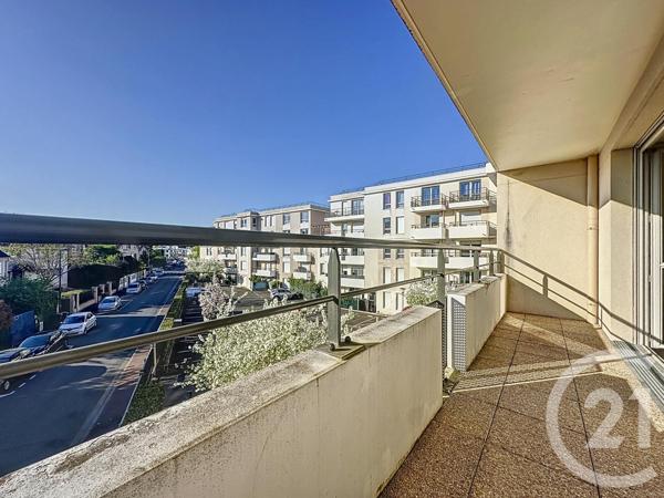 Appartement F3 à vendre  3 pièces - 73,28 m2 ST CYR L ECOLE - 78