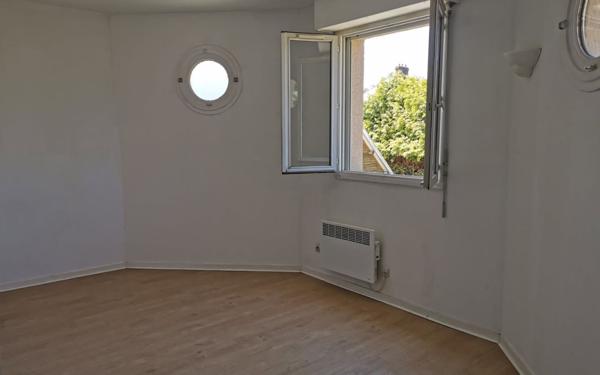 Appartement à vendre    4 pièces • 84 m2 Pont-l'Évêque