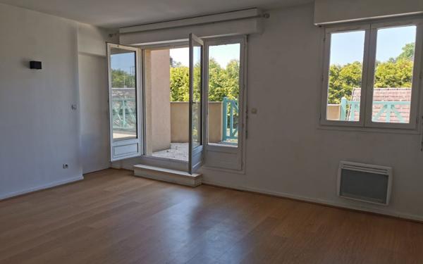 Appartement à vendre    4 pièces • 84 m2 Pont-l'Évêque