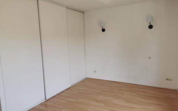 Appartement à vendre    4 pièces • 84 m2 Pont-l'Évêque