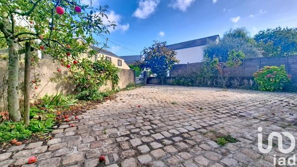 Immeuble à vendre 212 m² Sautron