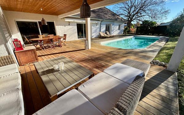 Maison à vendre    6 pièces •  Artiguelouve