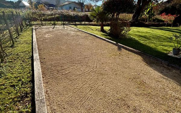 Maison à vendre    6 pièces •  Artiguelouve