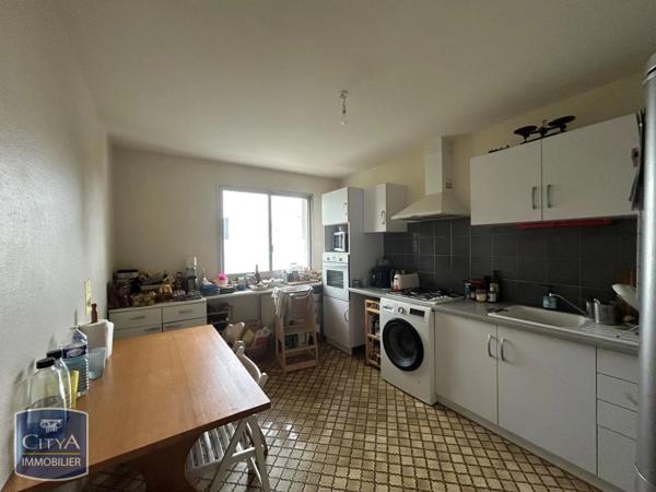 Appartement à louer 4 pièces 100m²