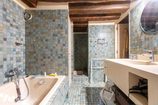 ILE SAINT LOUIS - Appartement 4 pièces - charme de l'ancien