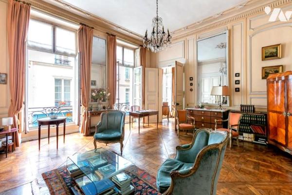 ILE SAINT LOUIS - Appartement 4 pièces - charme de l'ancien