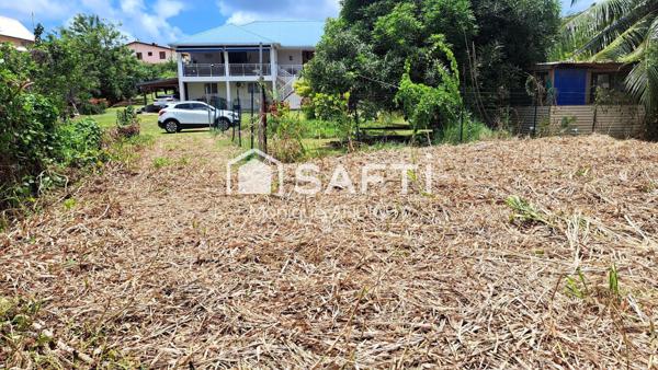 Beau terrain plat de 1170 m²  sur le robert