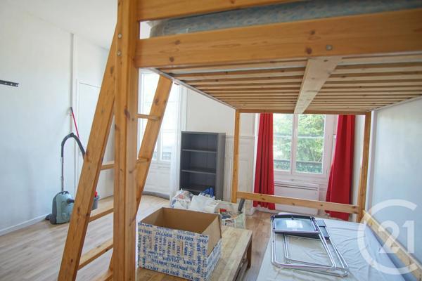 Appartement F1 à vendre  1 pièce - 21,27 m 2   CHOISY LE ROI  - 94