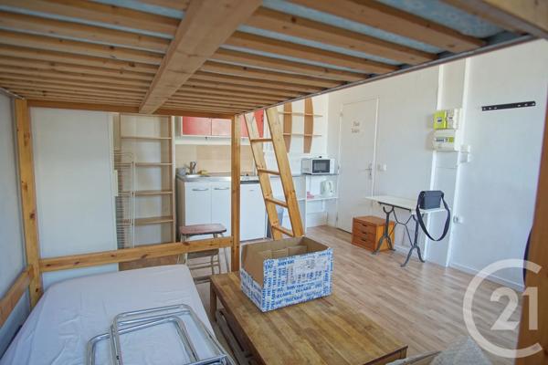 Appartement F1 à vendre  1 pièce - 21,27 m 2   CHOISY LE ROI  - 94