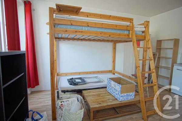 Appartement F1 à vendre  1 pièce - 21,27 m 2   CHOISY LE ROI  - 94
