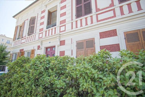 Appartement F1 à vendre  1 pièce - 21,27 m 2   CHOISY LE ROI  - 94