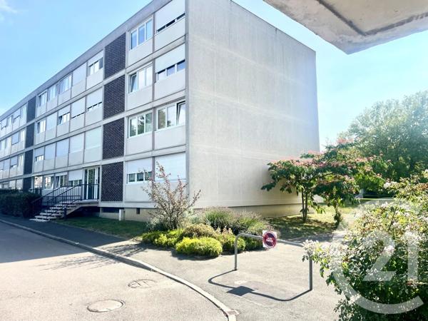 Appartement F4 à vendre  4 pièces - 83 m 2   ERMONT  - 95