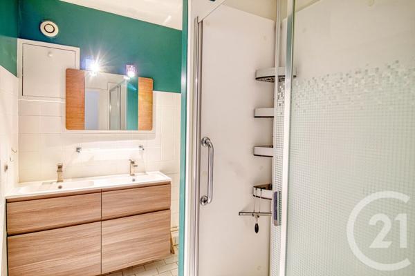 Appartement F4 à vendre  4 pièces - 83 m 2   ERMONT  - 95