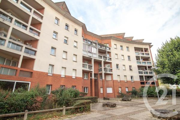 Appartement F4 à vendre  4 pièces - 83 m 2   ERMONT  - 95