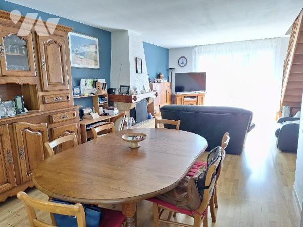 Maison de 104m² aménagées, AubignySur-Nère