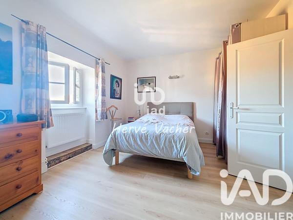 Appartement à vendre 6 pièces 184,39 m² Porte des Pierres Dorées