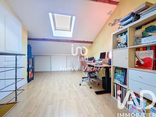 Appartement à vendre 6 pièces 184,39 m² Porte des Pierres Dorées