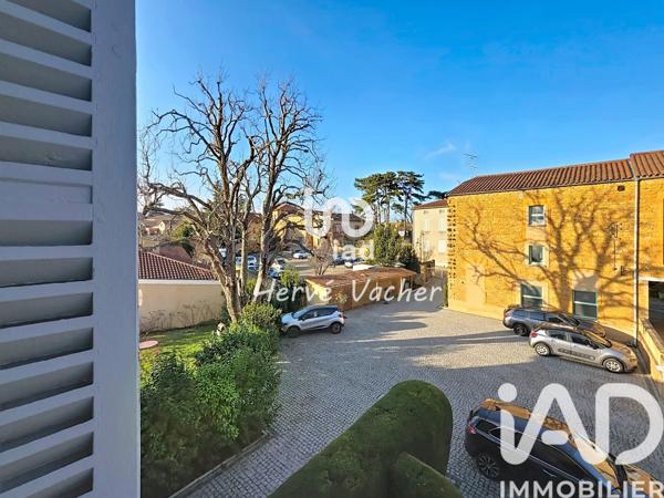 Appartement à vendre 6 pièces 184,39 m² Porte des Pierres Dorées