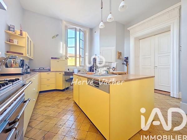 Appartement à vendre 6 pièces 184,39 m² Porte des Pierres Dorées