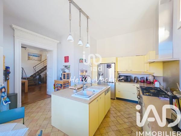 Appartement à vendre 6 pièces 184,39 m² Porte des Pierres Dorées