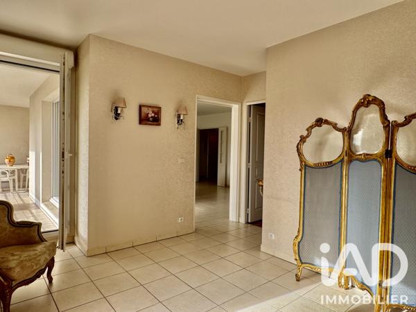 Appartement à vendre 4 pièces 92 m² Saint-Germain-en-Laye