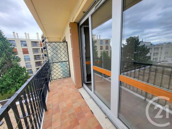 Appartement F3 à vendre  3 pièces - 82 m 2   EAUBONNE  - 95