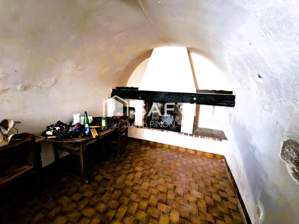 Charmante maison de village à Céreste (04280)