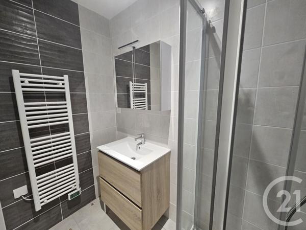 Appartement F3 à vendre  3 pièces - 77,24 m2 MONTLUCON - 03