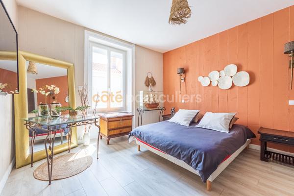 Vente
                Maison110 m² - 6 Pièces -
                    LES SABLES D OLONNE (85100)