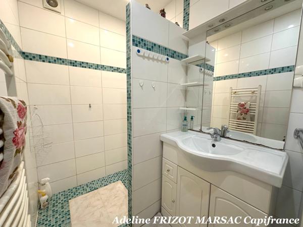 APPARTEMENT 60M2 - CALME - TERRASSE PRIVATIVE - RDC - 2 CHAMBRES - METRO 10MIN A PIED - BUS 2MIN