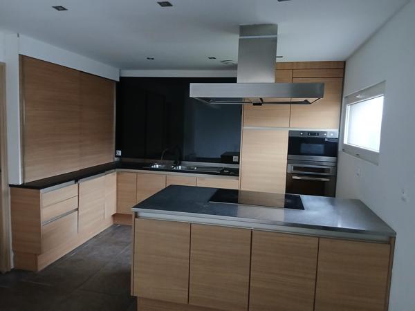 Maison 5 pièces - 270 m²