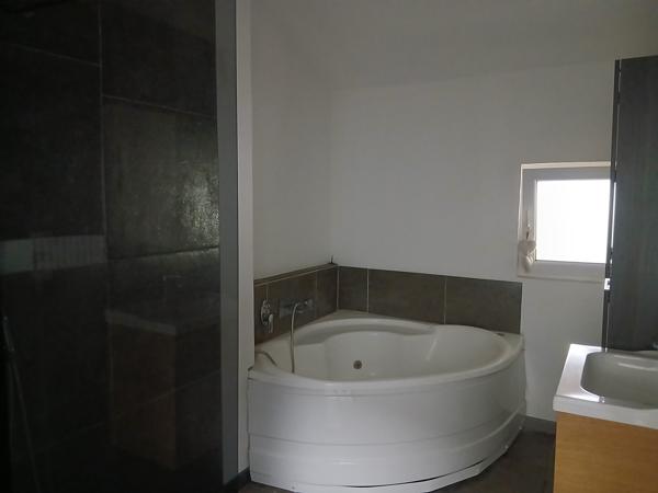 Maison 5 pièces - 270 m²