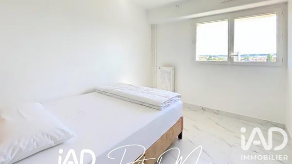 Appartement à vendre 4 pièces 78,19 m² Mantes-la-Jolie