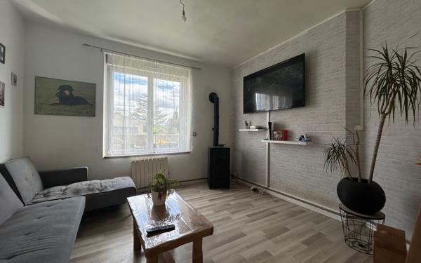 Maison à vendre    4 pièces •  Sinceny