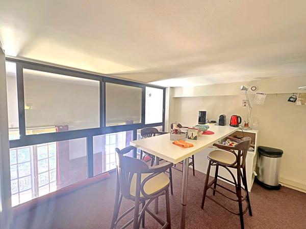 TOULOUSE - Jeanne d'Arc Superbes bureaux de 100m² avec ascenseur et terrasse de 25 m². , Toulouse