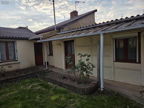 Maison à vendre à Mayenne en Mayenne (53100), ref : 53075/FC9