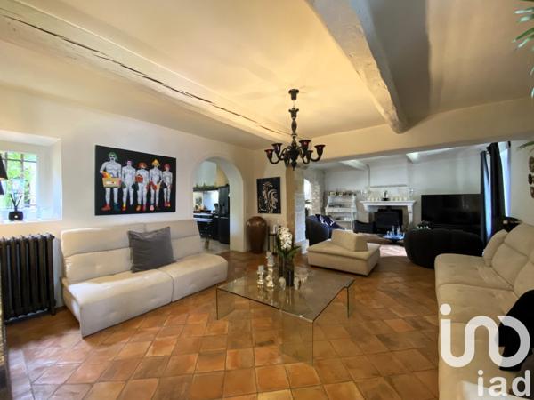 Mas 14 pièces de 420 m² à Gordes (84220)